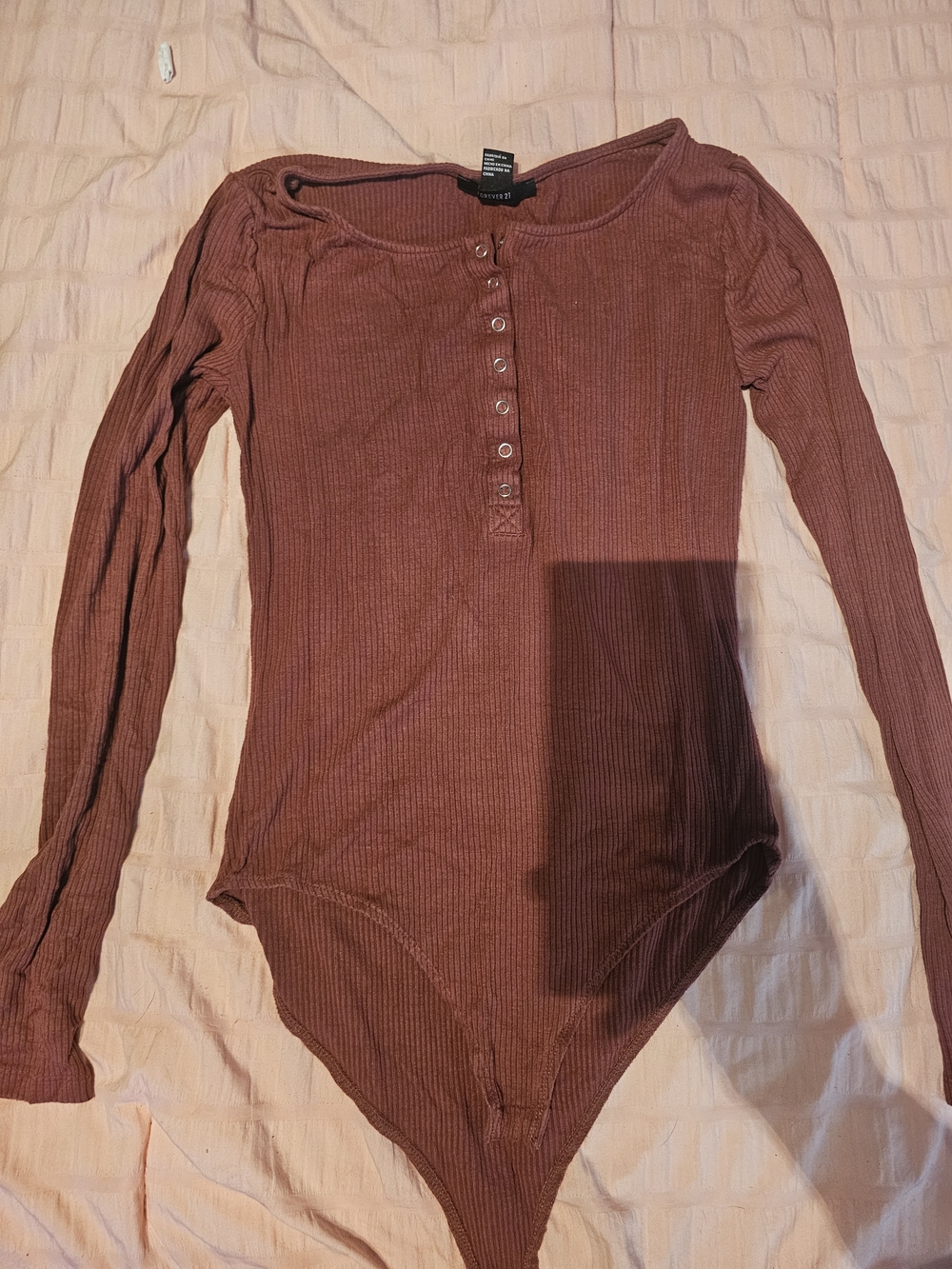 SHEIN Ribbed Long-Sleeve Henley Bodysuit - Mauve